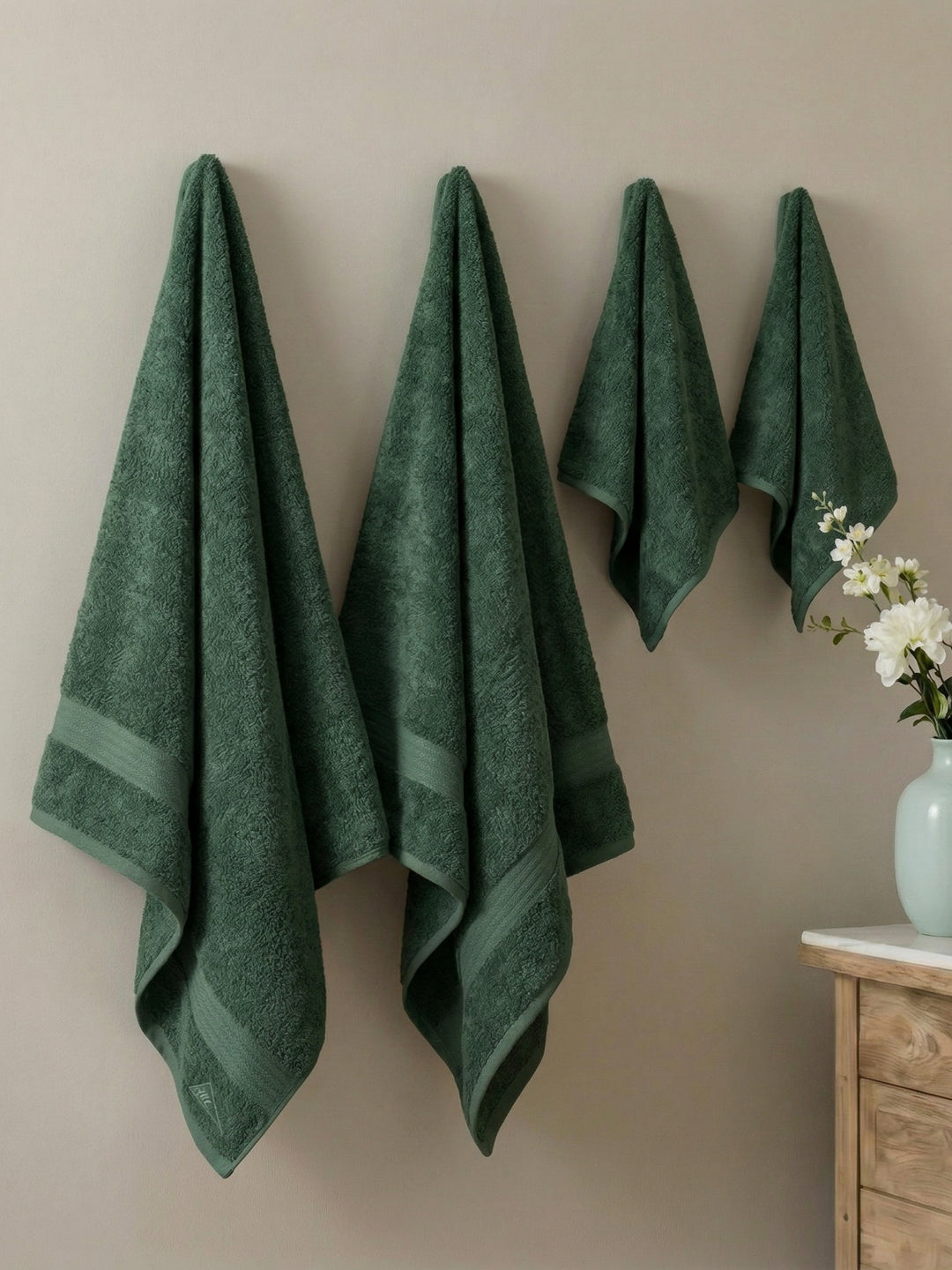 Elm Green 100% Cotton Solid 380 GSM Bath Towel Jazz 4 Pc Set Gifting Box Pack