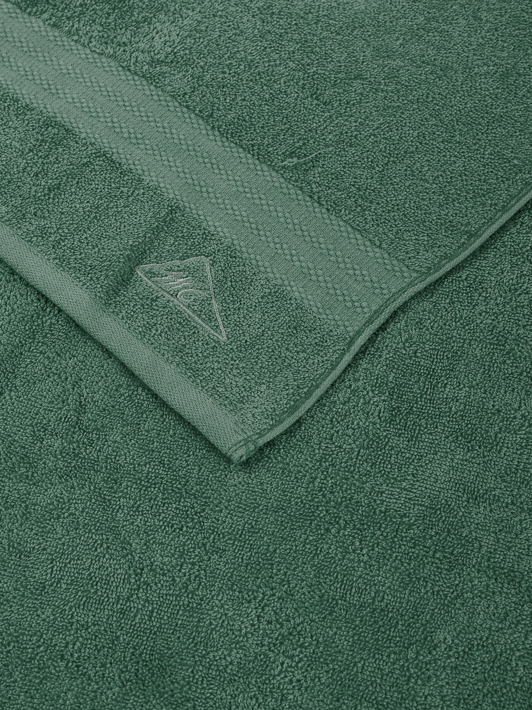 Essential Elm Green 100% Cotton Solid 380 GSM Bath Towel Jazz Small 1 Pc Pvc Pack