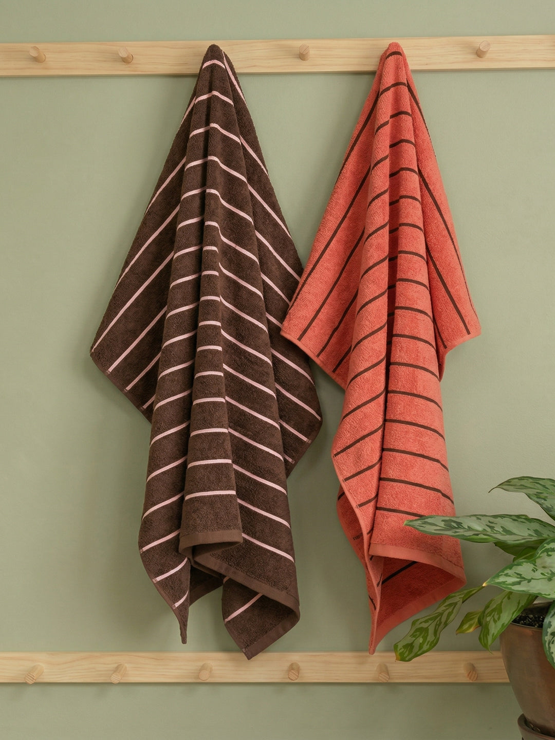 Coral & Brown 100% Cotton Solid 480 GSM Bath Towel King & Queen 2 Pc Set Gifting Box Pack