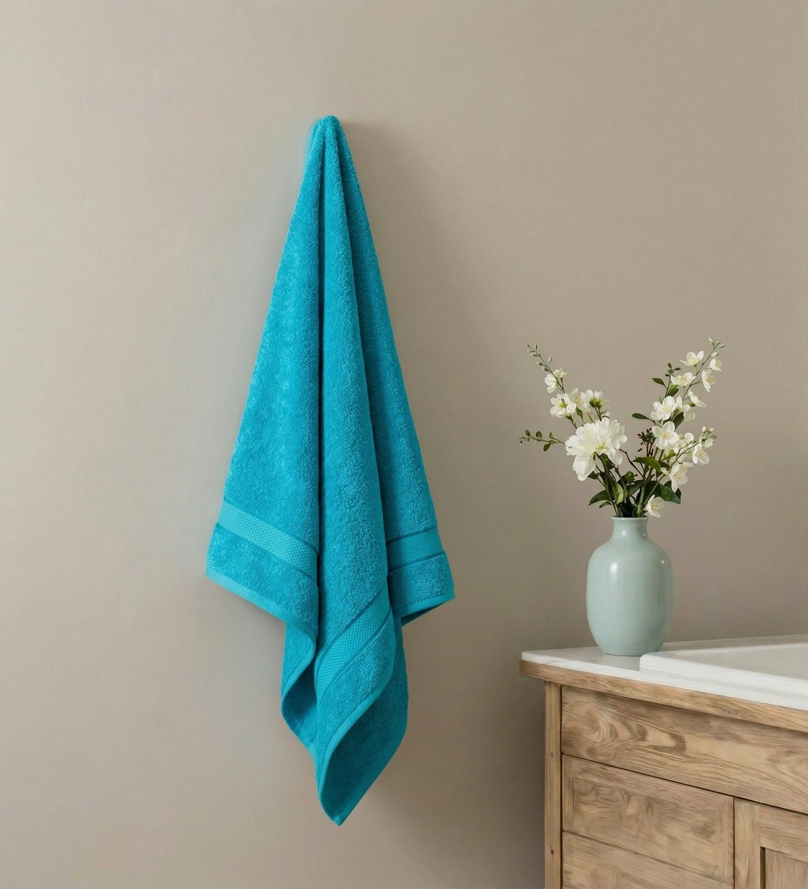 Aqua Blue Pure Cotton Solid 450 GSM Bath Towel 1 Piece (Oasis Collection)