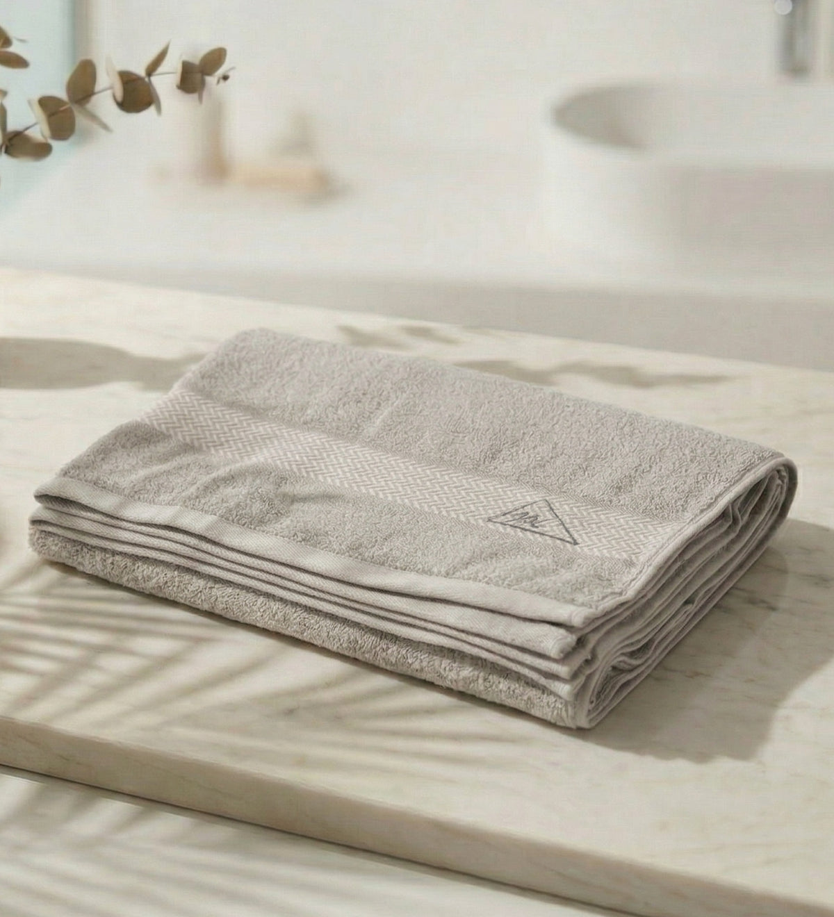 Light Grey Pure Cotton Solid 450 GSM Bath Towel 1 Piece (Oasis Collection)
