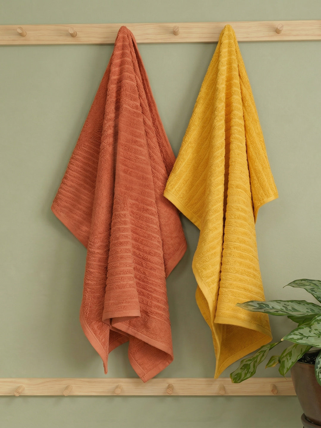 Orange & Yellow 100% Cotton Solid 500 GSM Bath Towel Sensations 4 Pc Set Gifting Box Pack