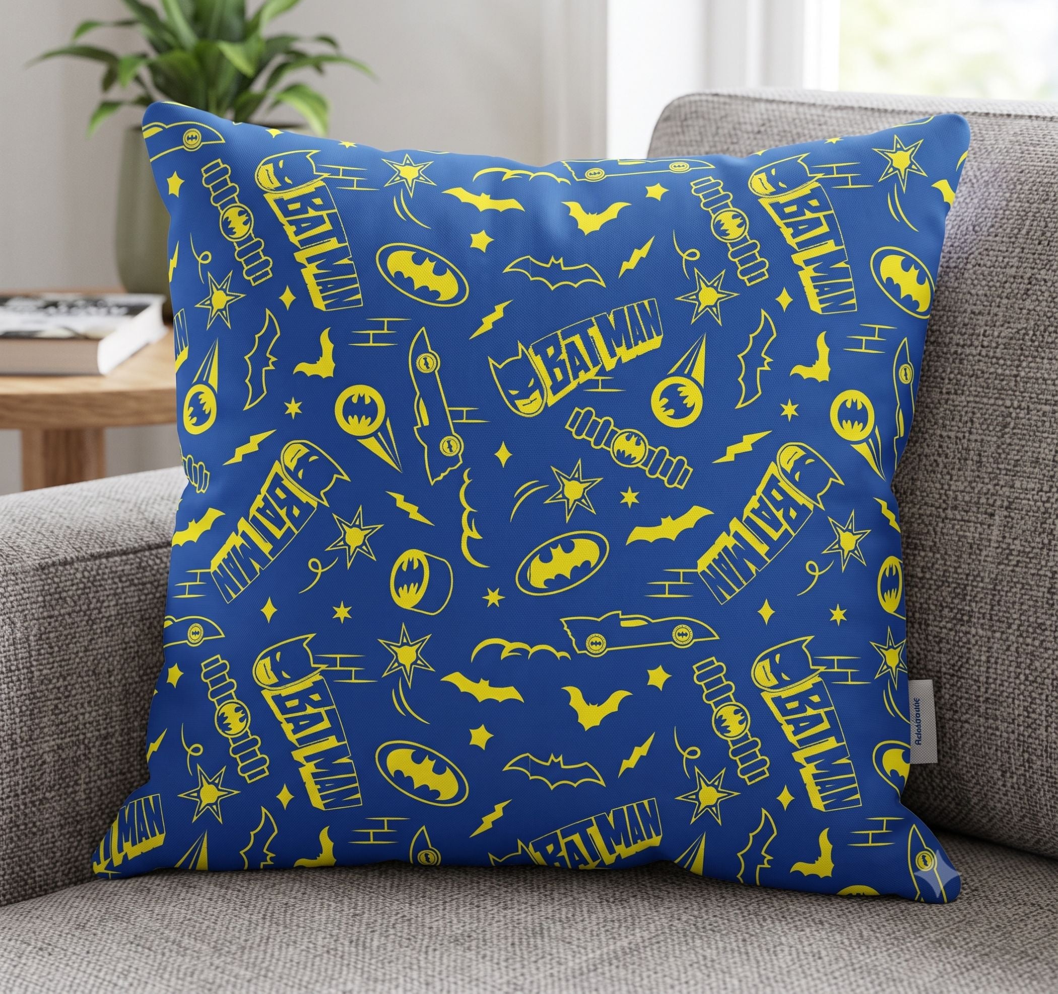 MOCA by Monte Carlo Batman Printed 180 GSM Cushion Cover, Pack of 1