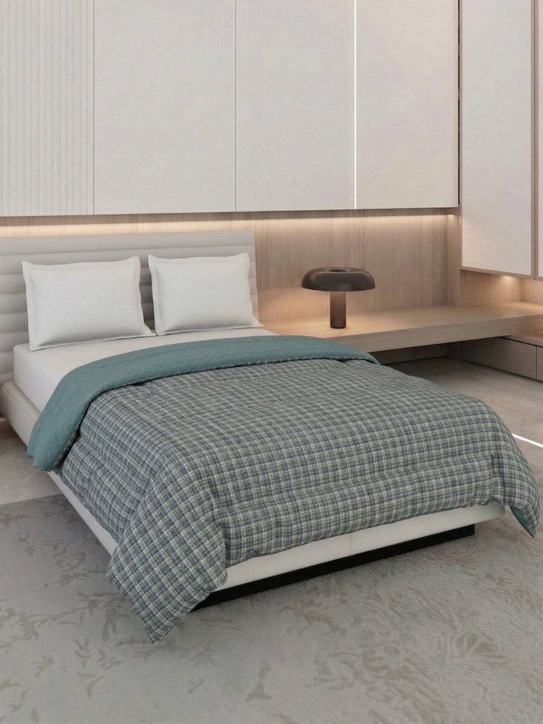 Premium Self Design Double Bed 3 Ply 200 GSM Comforter Cozy Flannel Collection Weight 2.8 kg