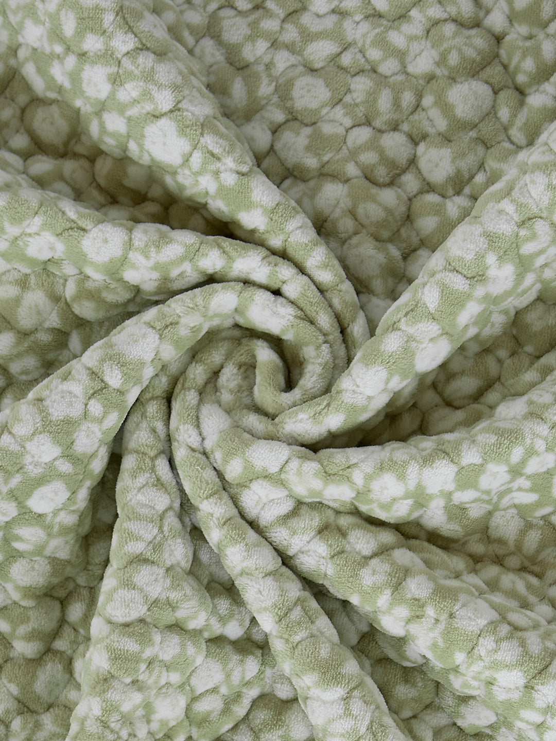 Premium Floral Print Double Bed 3 Ply 200 GSM Comforter Cozy Flannel Collection Weight 2.8 kg
