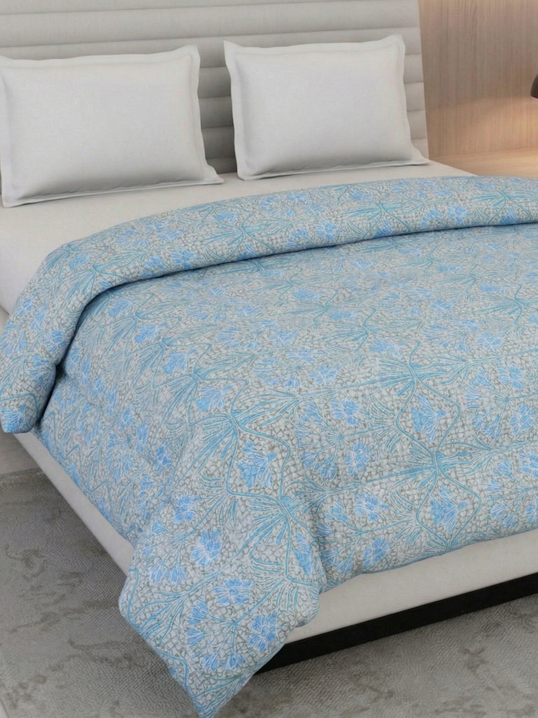 Vertical Floral Print King Size 3 Ply 150 GSM Comforter Prestige Collection Weight 2.5 kg