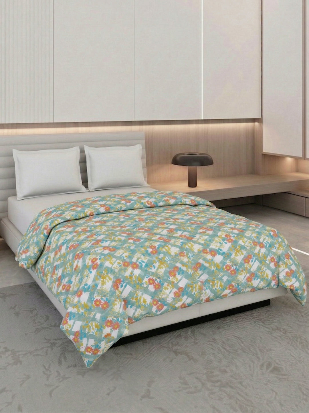 Vertical Floral Print King Size 3 Ply 150 GSM Comforter Prestige Collection Weight 2.5 kg