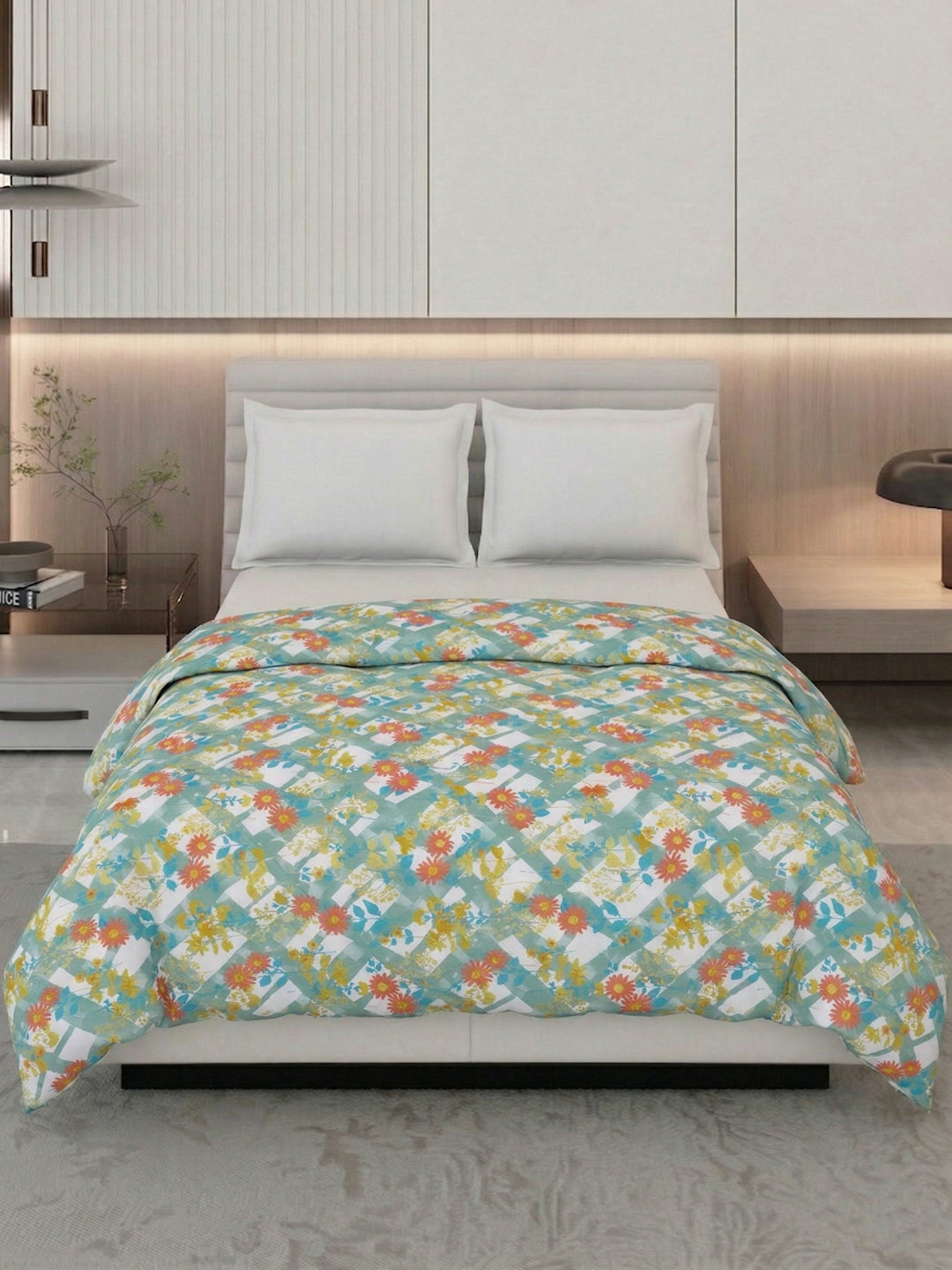 Vertical Floral Print King Size 3 Ply 150 GSM Comforter Prestige Collection Weight 2.5 kg