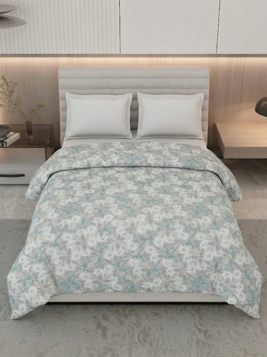 Floral Print King Size 3 Ply 150 GSM Comforter Prestige Collection Weight 2.5 kg