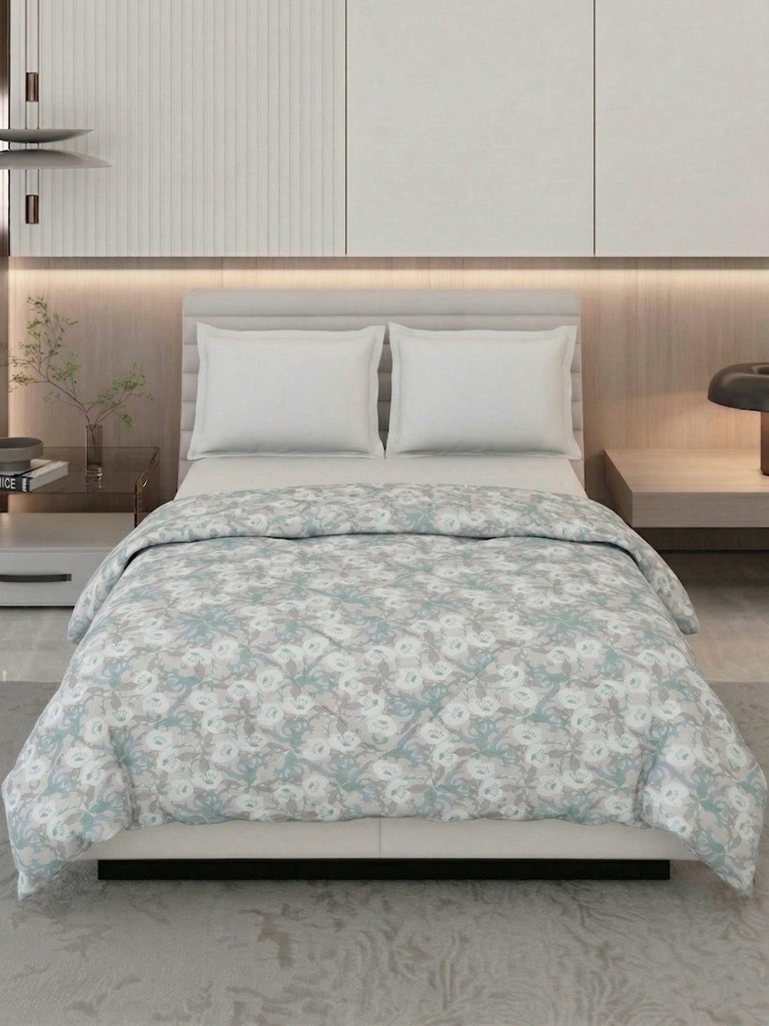 Floral Print King Size 3 Ply 150 GSM Comforter Prestige Collection Weight 2.5 kg