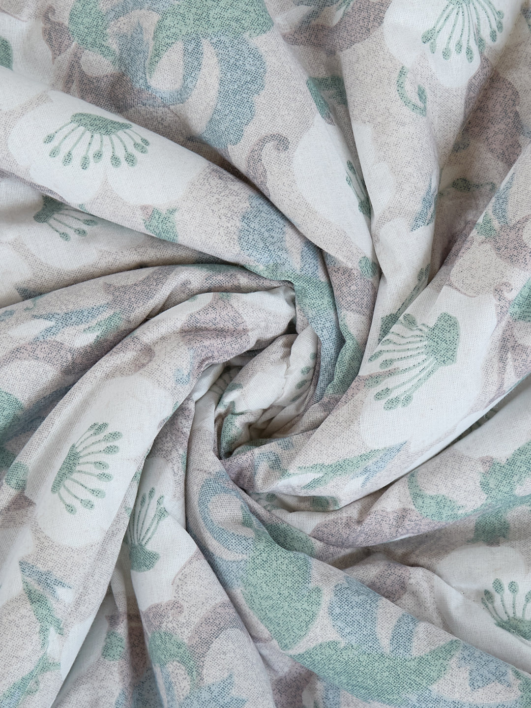 Floral Print King Size 3 Ply 150 GSM Comforter Prestige Collection Weight 2.5 kg