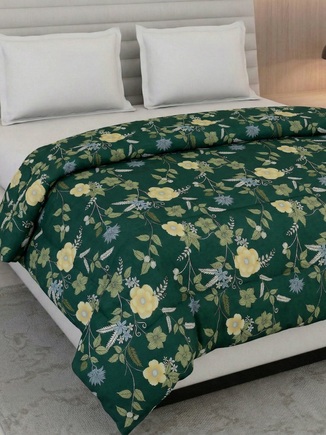 Floral Print Double Bed 3 Ply 105 GSM Comforter Timeless Collection Weight 1.6 kg