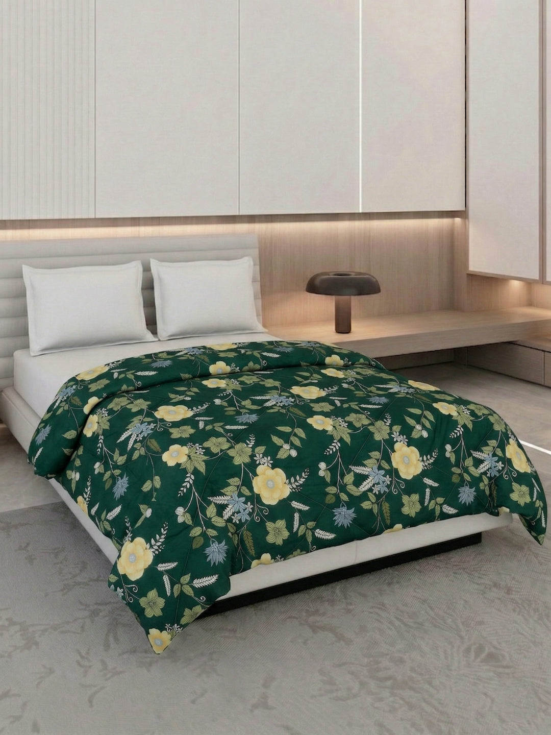 Floral Print Double Bed 3 Ply 105 GSM Comforter Timeless Collection Weight 1.6 kg