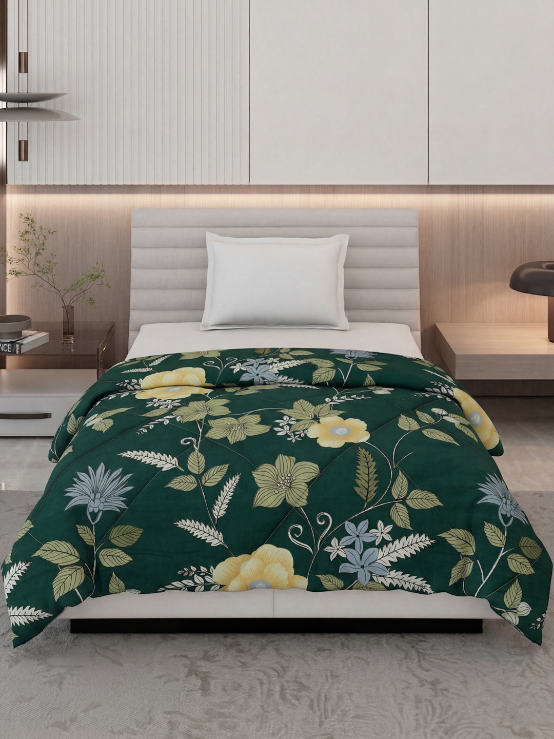 Floral Print Single Bed 3 Ply 105 GSM Comforter Timeless Collection Weight 950 g