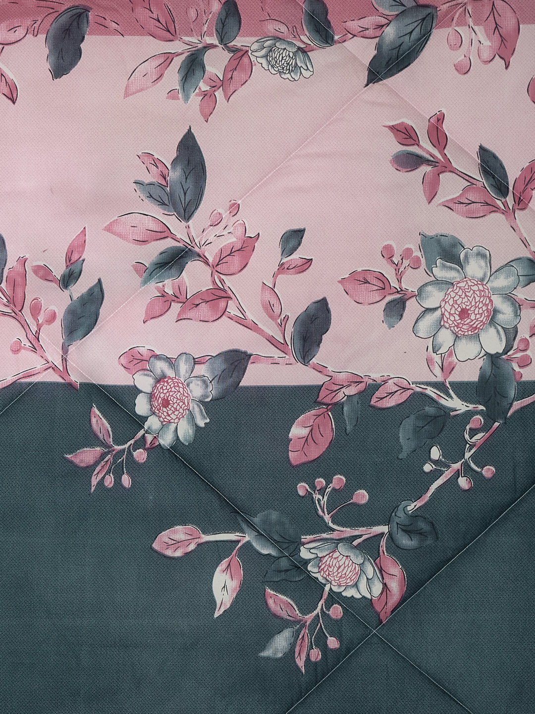 Floral Print Double Bed 3 Ply 105 GSM Comforter Timeless Collection Weight 1.6 kg