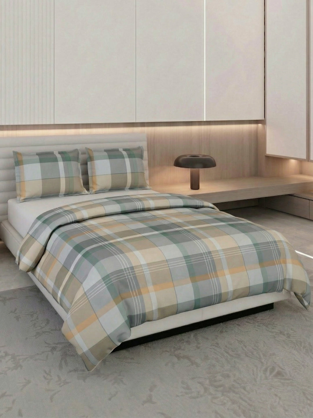 Premium Checked Double Bed 3 Ply 100 GSM Comforter Classique Warm Hug Collection Weight 2.5 kg