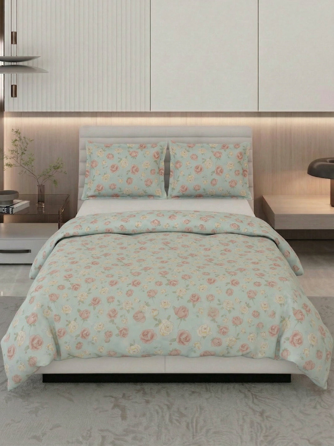 Premium Floral Print Double Bed 3 Ply 100 GSM Comforter Classique Warm Hug Collection Weight 2.5 kg