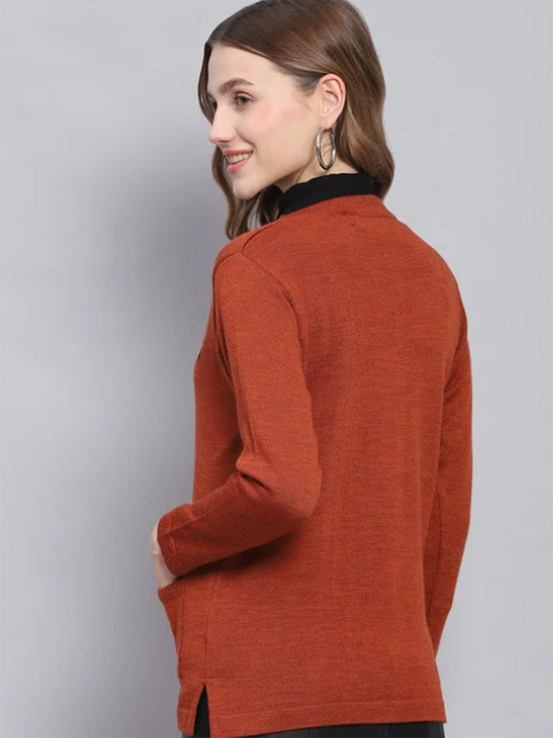 Monte Carlo Women Solid V Neck Full Sleeve Cardigan