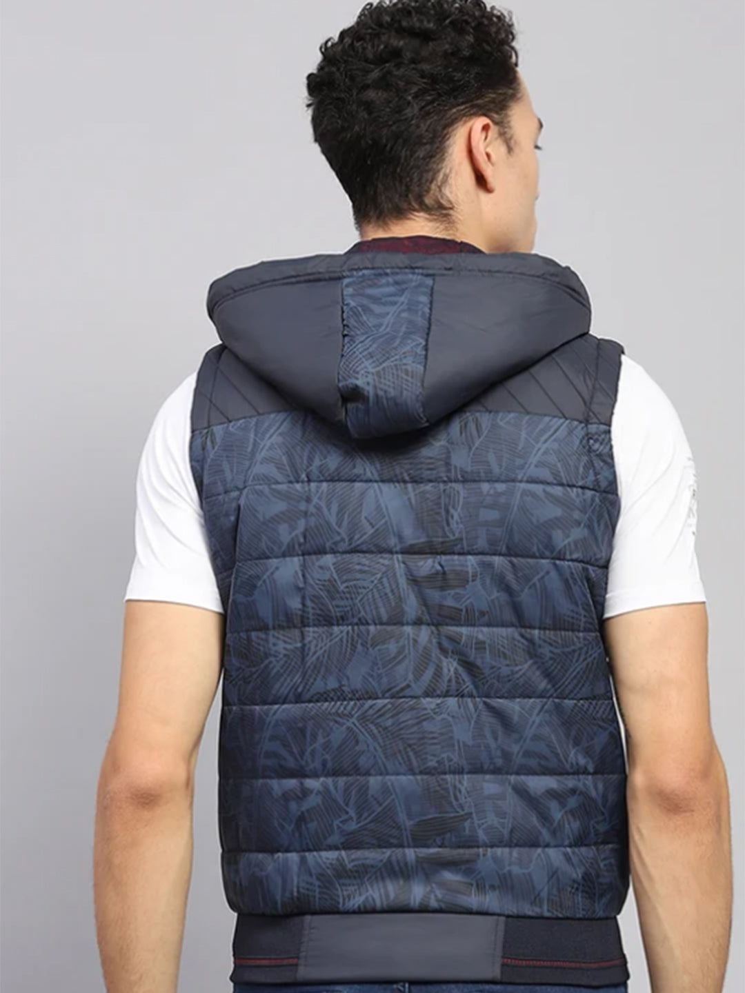 Monte Carlo Men Solid Hooded Sleeveless Bomber Jacket