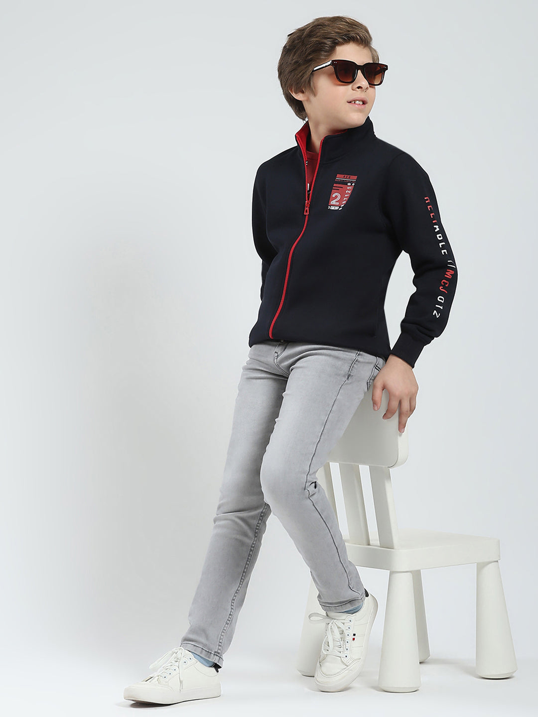 Boys Navy Blue Printed Mock Neck Full Sleeve Sweatshirt