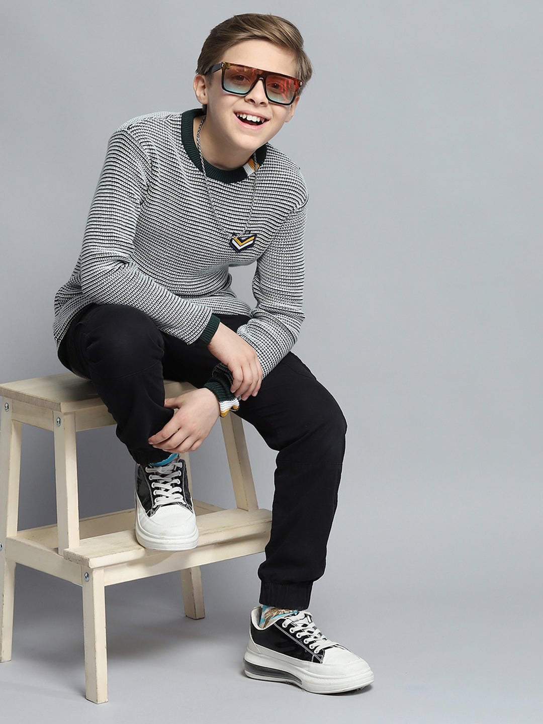 Boys Green Stripe Round Neck Full Sleeve Pullover