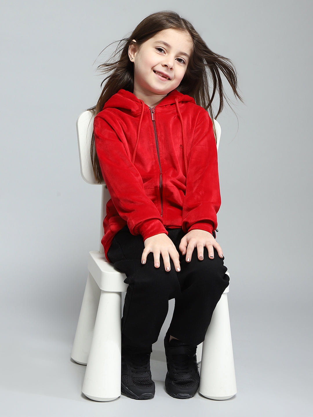 Girls Red Solid Hooded Full Sleeve Sweatshirt