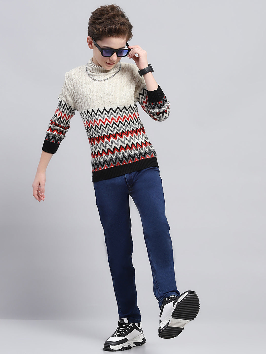 Boys Beige Zig-Zag Round Neck Full Sleeve Pullover