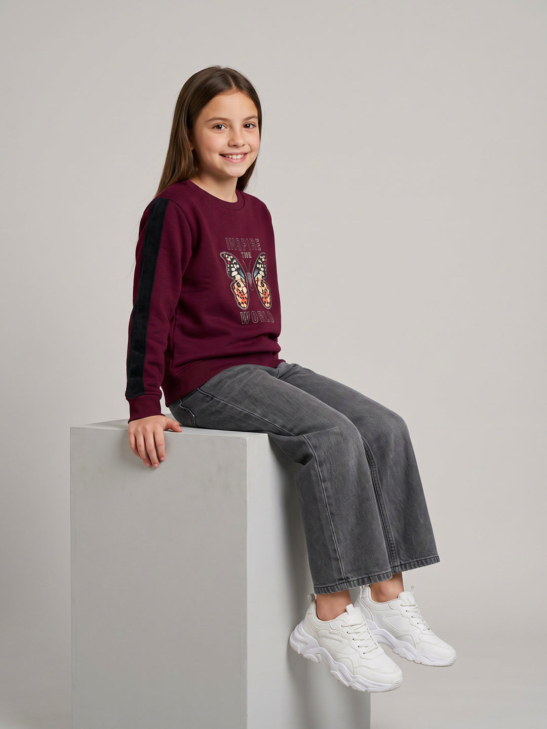Girls Maroon Printed Round Neck Full Sleeve Sweatshirt