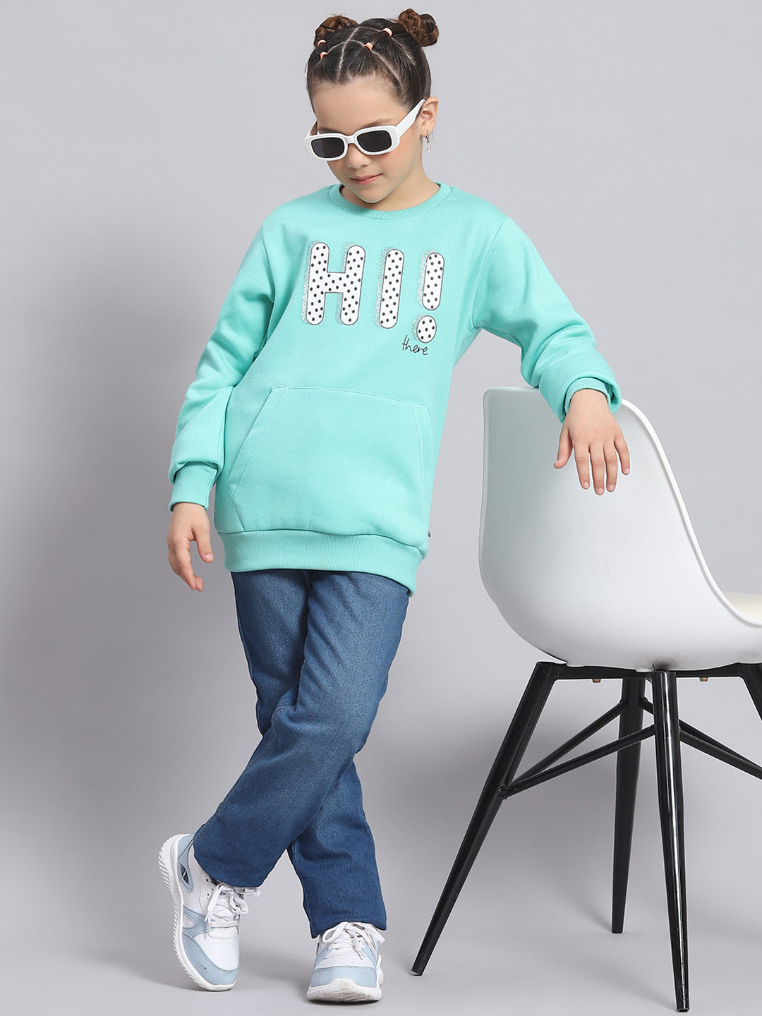 Girls Turquoise Blue Printed Round Neck Full Sleeve Sweatshirt