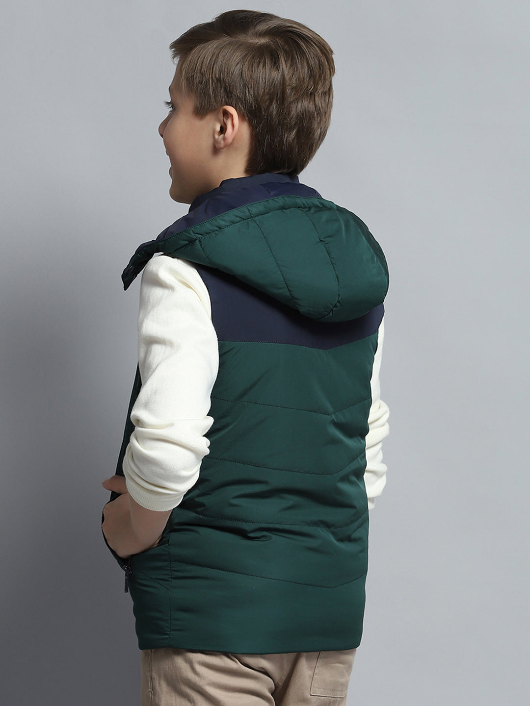 Boys Green Printed Detachable Hood Sleeveless Reversible Jacket