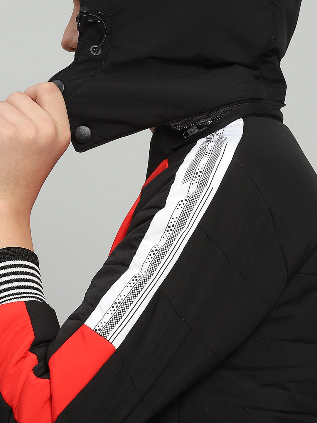 Boys Red Solid Hooded Full Sleeve Jacket