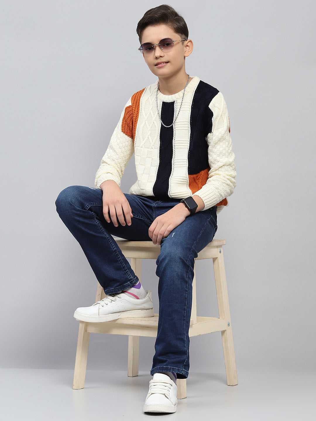 Boys White Self Design Round Neck Full Sleeve Pullover