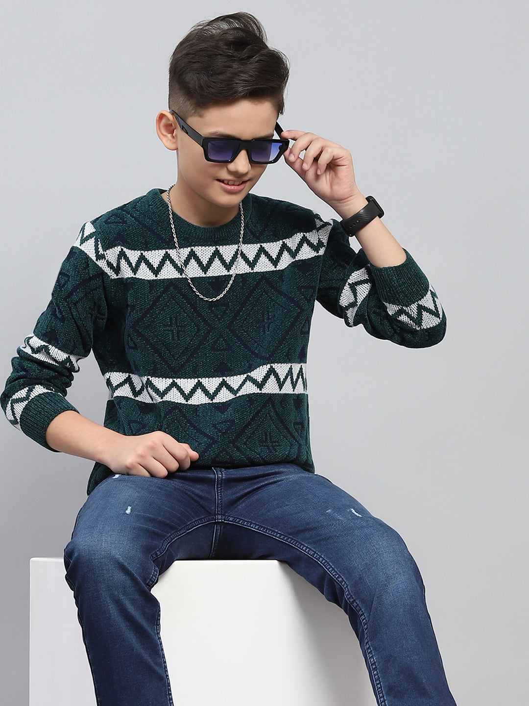 Boys Green Jacquard Round Neck Full Sleeve Pullover