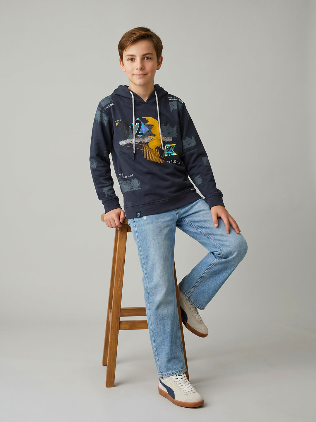 Boys Navy Blue Printed Hooded Full Sleeve Sweatshirt
