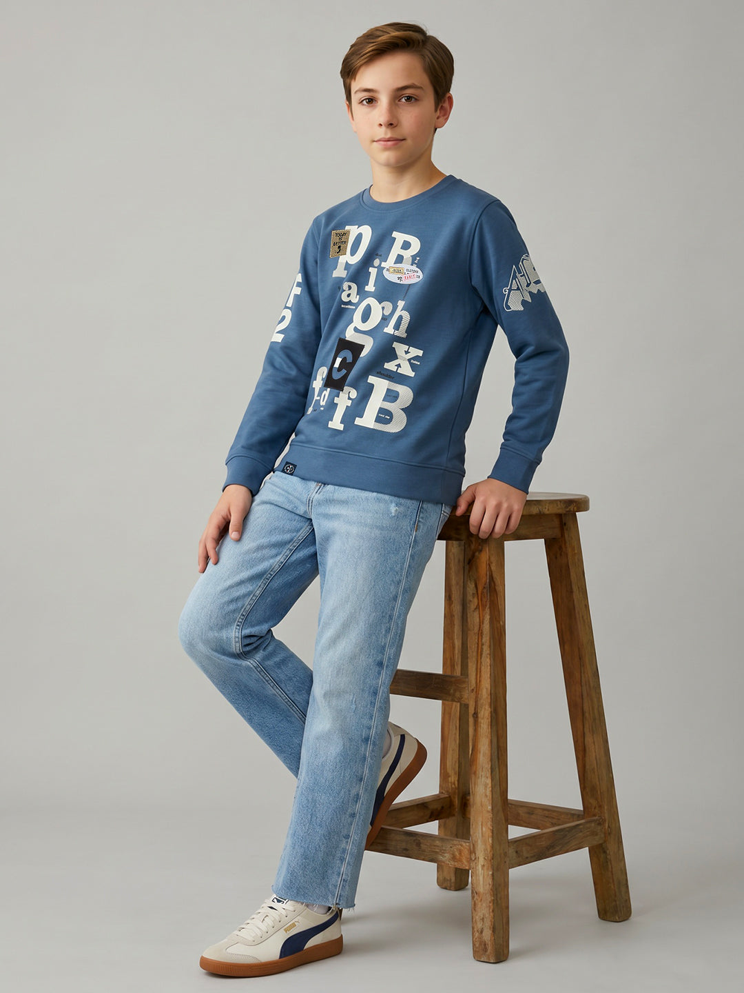 Boys Blue Printed Round Neck Full Sleeve Sweatshirt