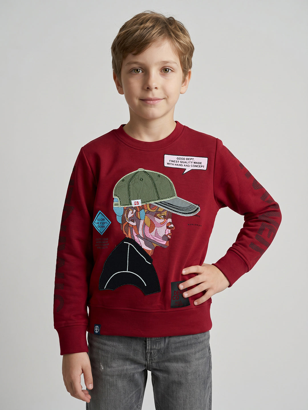 Boys Maroon Graphic Print Round Neck Full Sleeve Sweatshirt