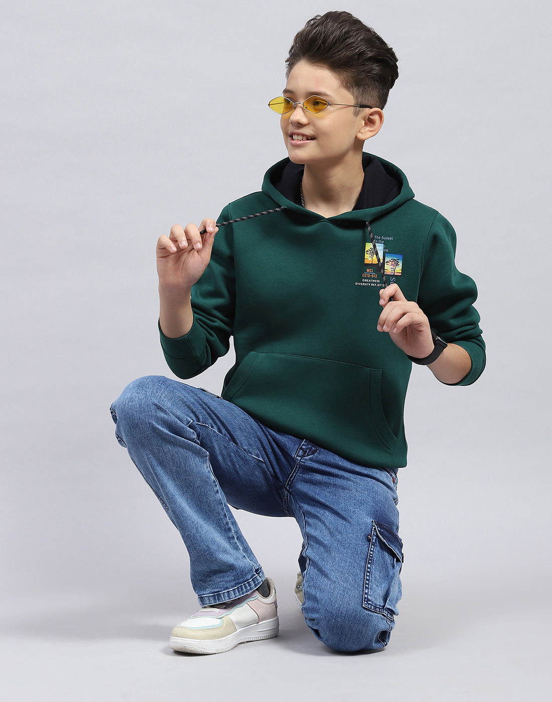 Boys Green Printed Hooded Full Sleeve Sweatshirt