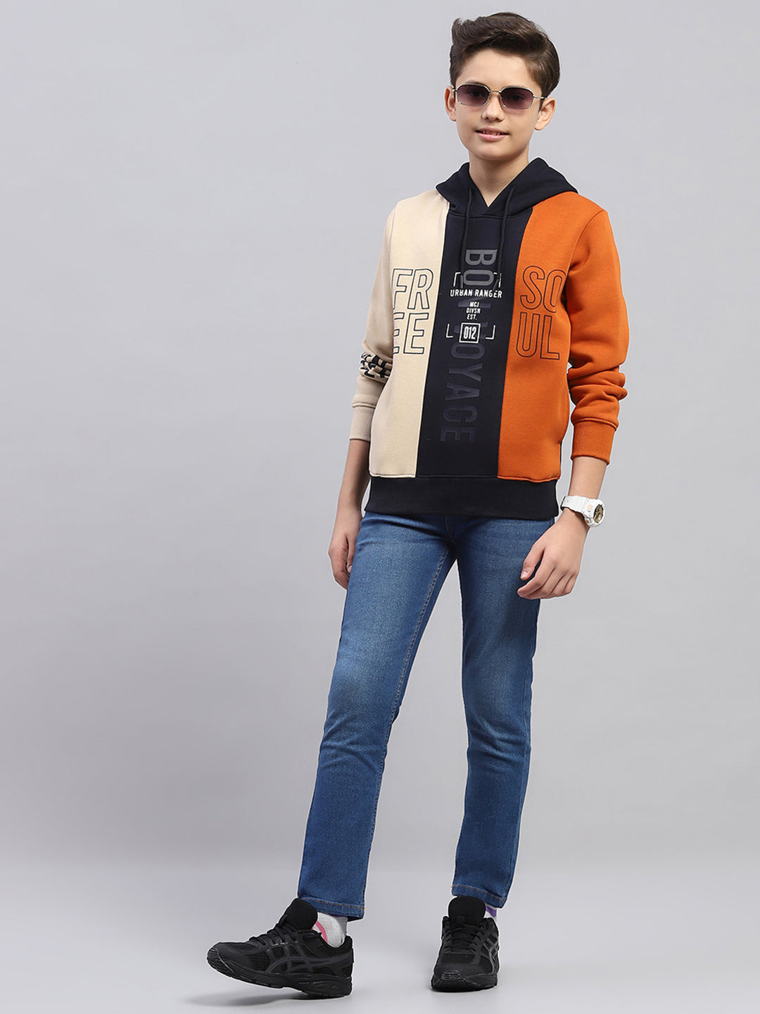 Boys Multicolor Printed Hooded Full Sleeve Sweatshirt
