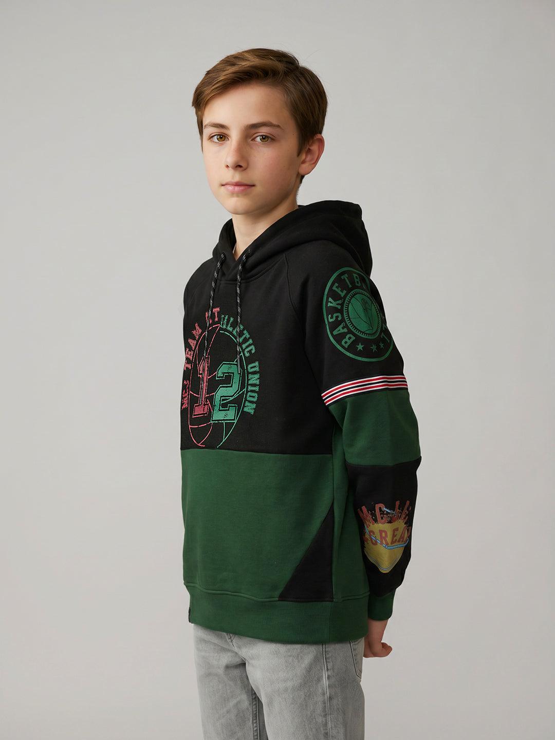 Boys Green Printed Hooded Full Sleeve Sweatshirt