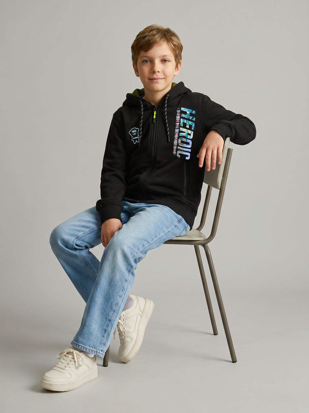 Boys Black Printed Hooded Full Sleeve Sweatshirt