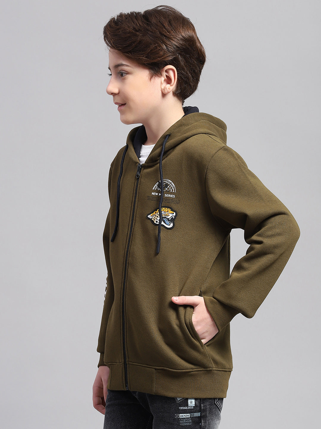 Boys Olive Printed Hooded Full Sleeve Sweatshirt
