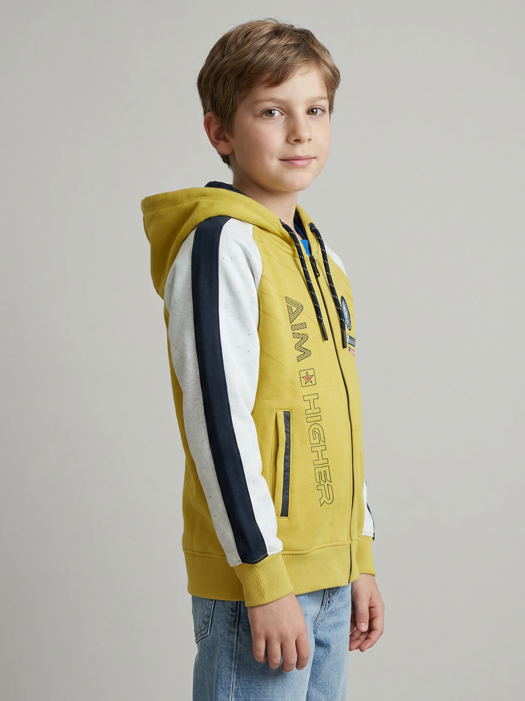 Boys Yellow Printed Hooded Full Sleeve Sweatshirt