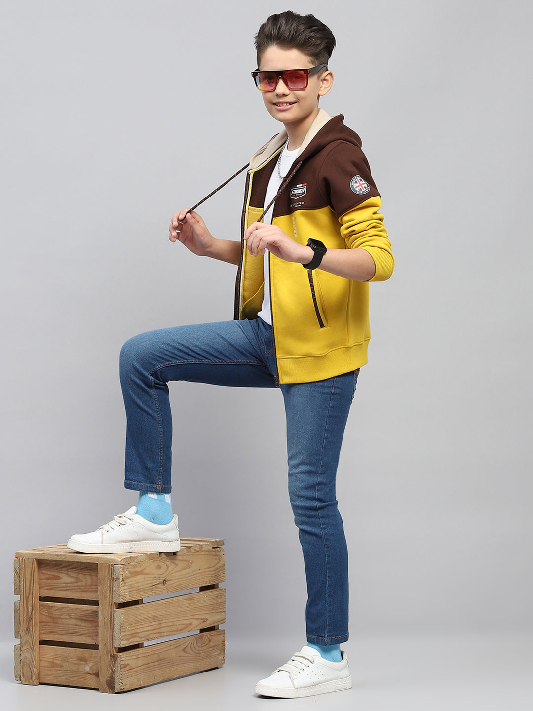 Boys Mustard Printed Hooded Full Sleeve Sweatshirt