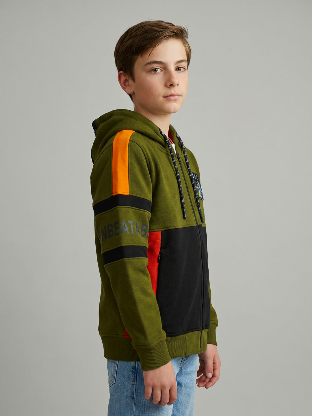 Boys Olive Printed Hooded Full Sleeve Sweatshirt