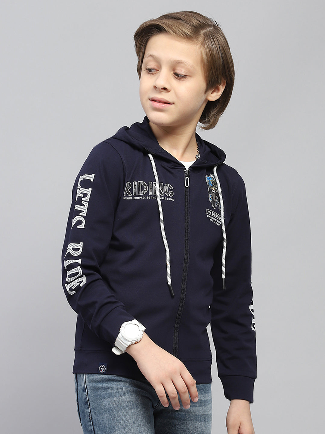 Boys Off White & Navy Blue Printed Round Neck Full Sleeve Sweatshirt with T-Shirt Set