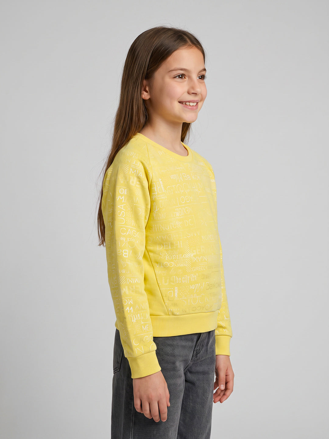 Girls Yellow Self Design Round Neck Full Sleeve Sweatshirt