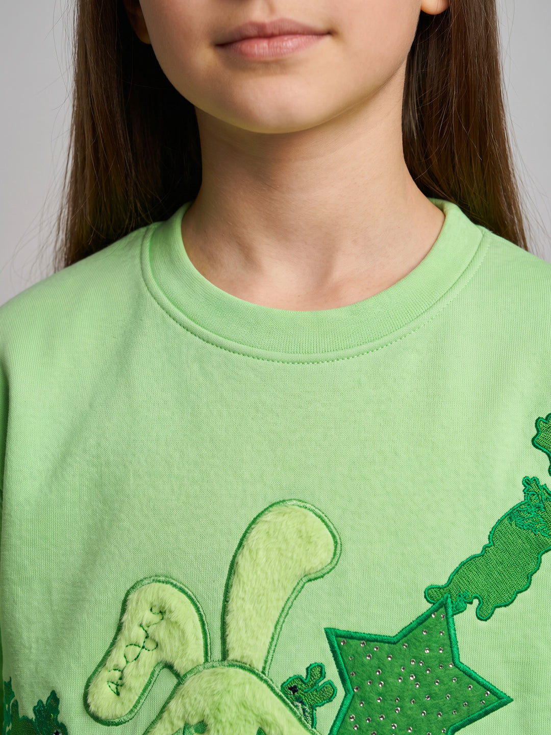 Girls Green Printed Round Neck Full Sleeve Sweatshirt