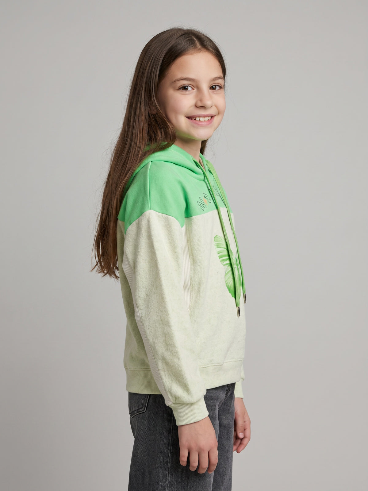 Girls Green Printed Hooded Full Sleeve Sweatshirt