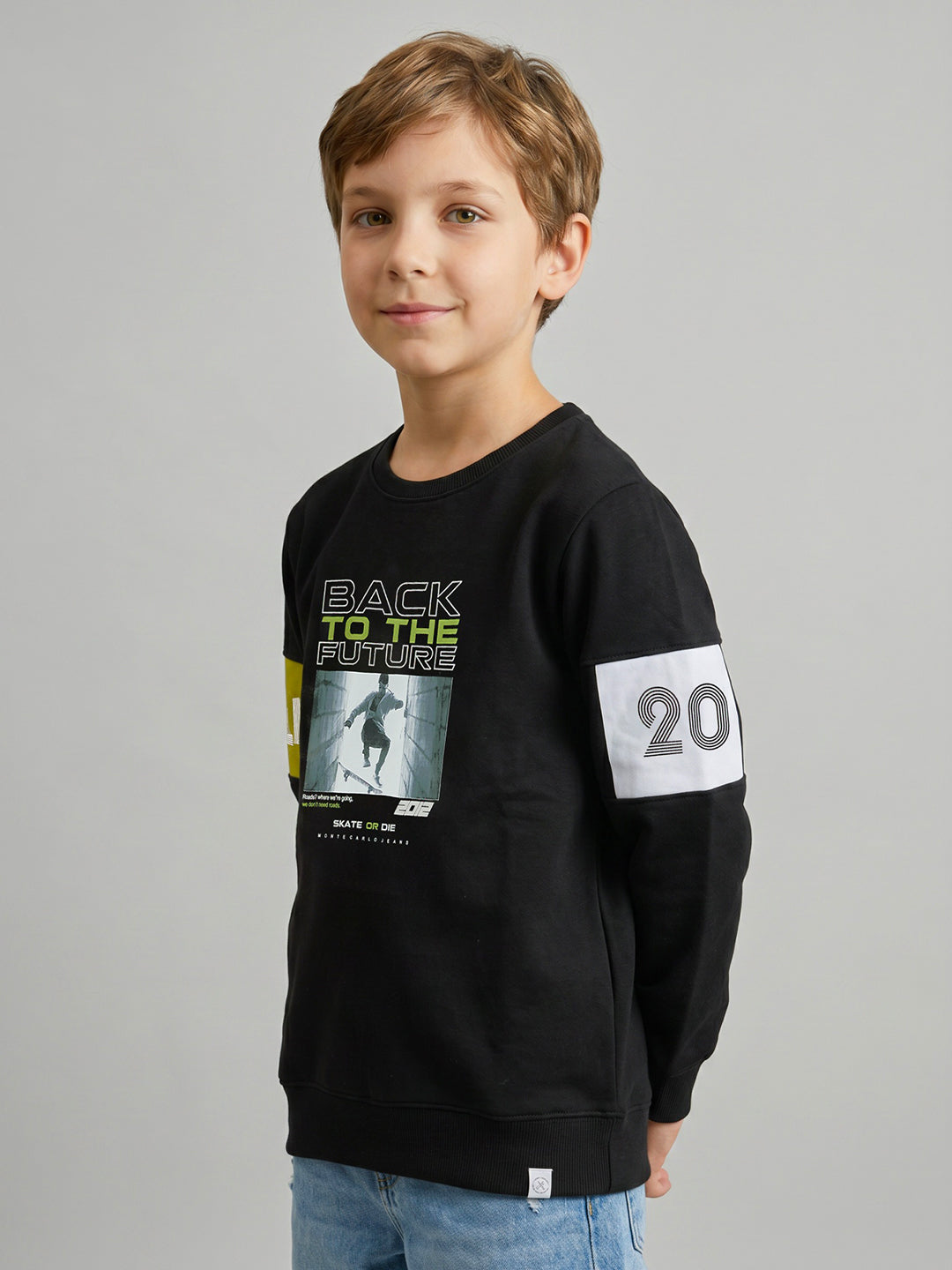 Boys Black Graphic Print Round Neck Full Sleeve Sweatshirt