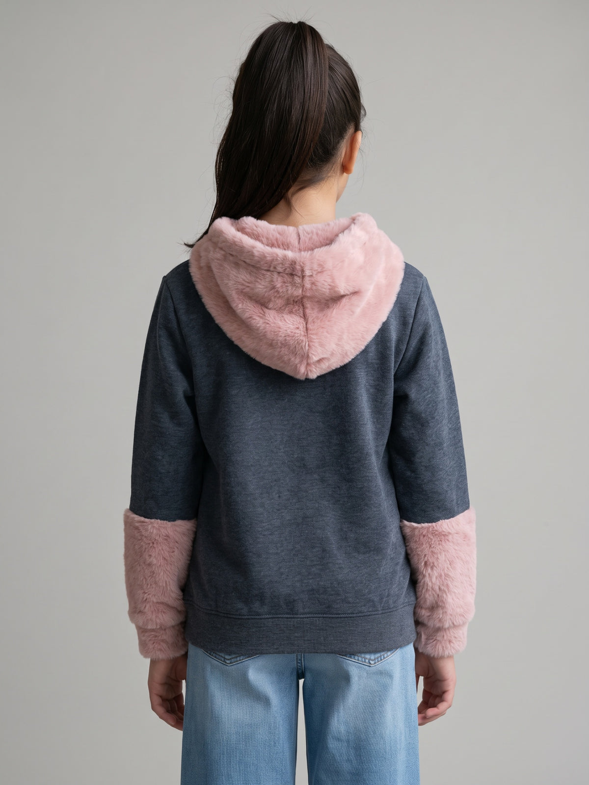 Girls Grey Printed Hooded Full Sleeve Sweatshirt